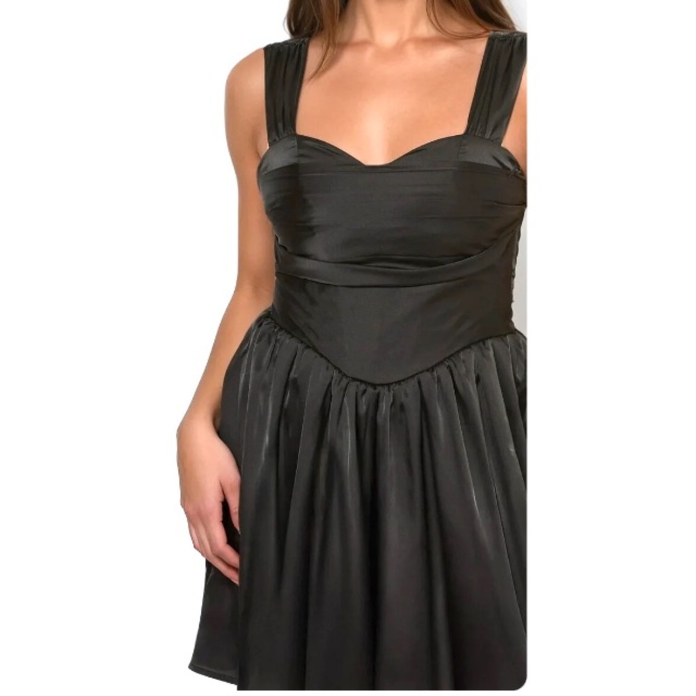 Sweetheart Mini Dress